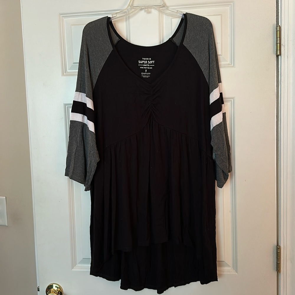 Cute jersey top